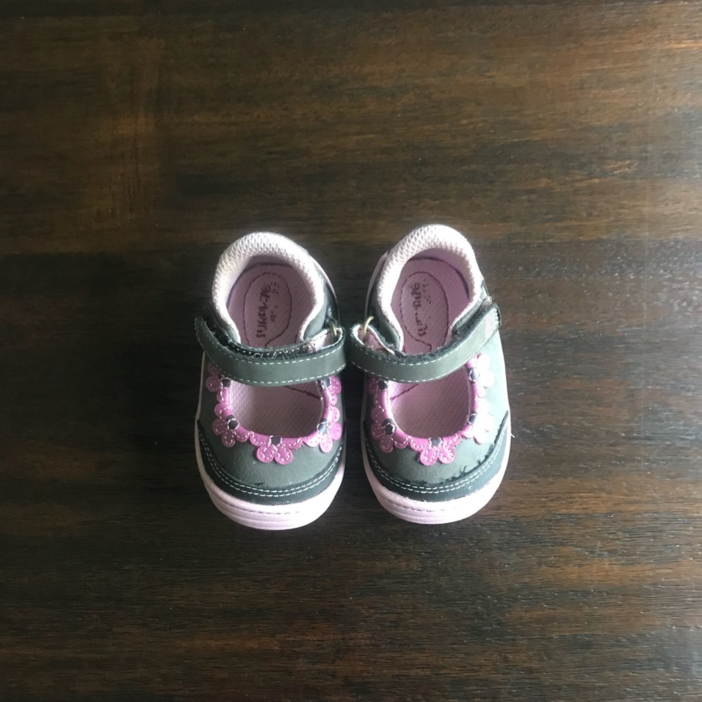 Stride Rite Toddler Shoes Sz 2